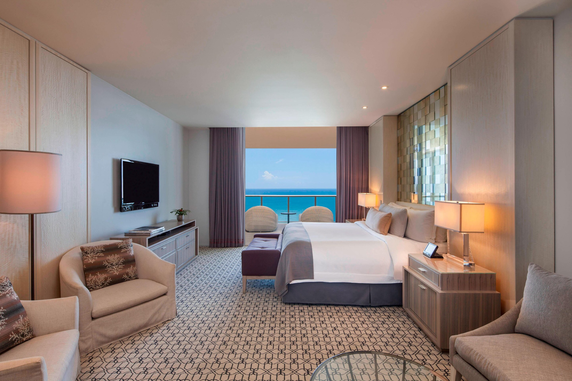 The St. Regis Bal Harbour Resort – Miami Beach, FL, USA – Royal Oceanfront Suite Master Bedroom