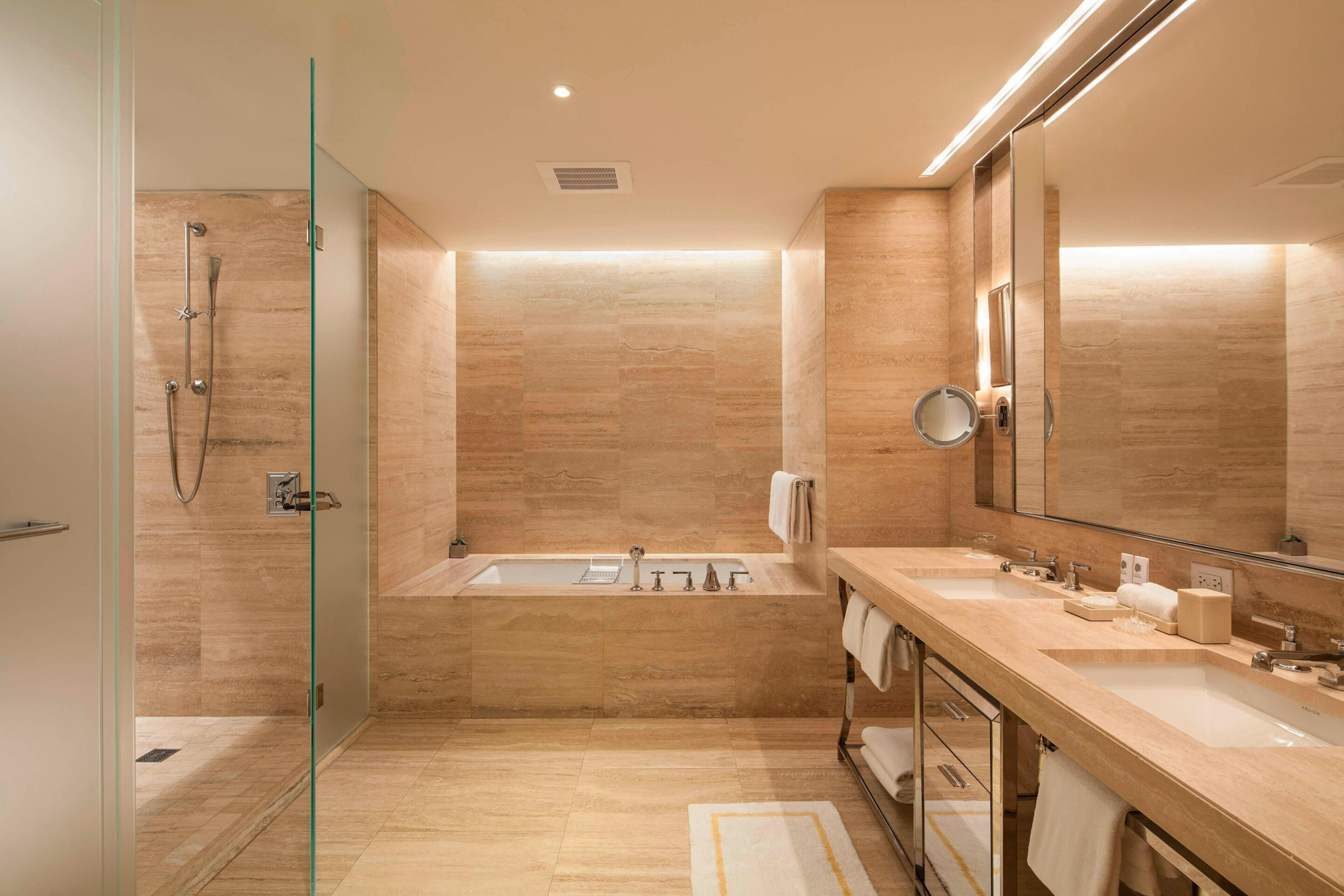 The St. Regis Bal Harbour Resort – Miami Beach, FL, USA – Royal Oceanfront Suite Master Bathroom