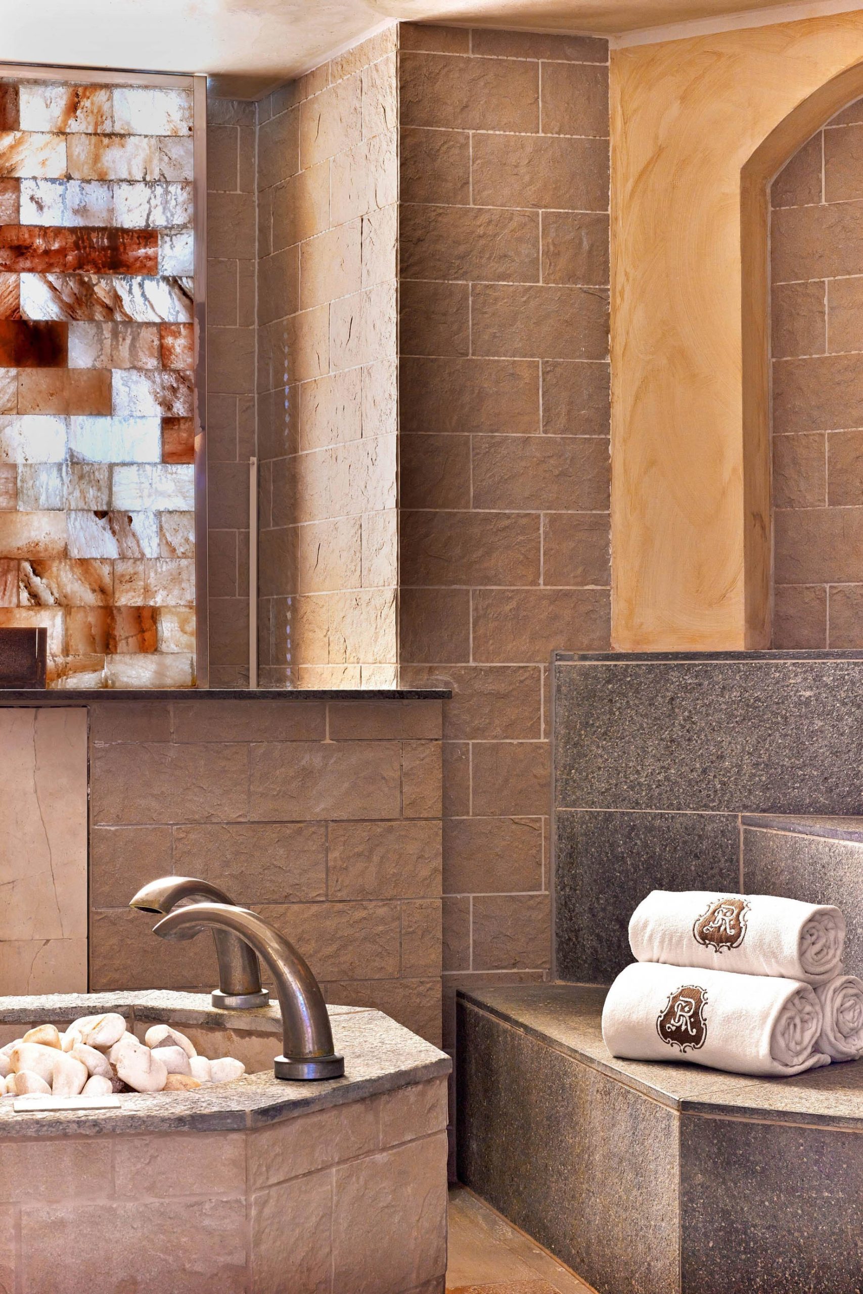 The St. Regis Mardavall Mallorca Resort – Palma de Mallorca, Spain – Spa Sauna Decor