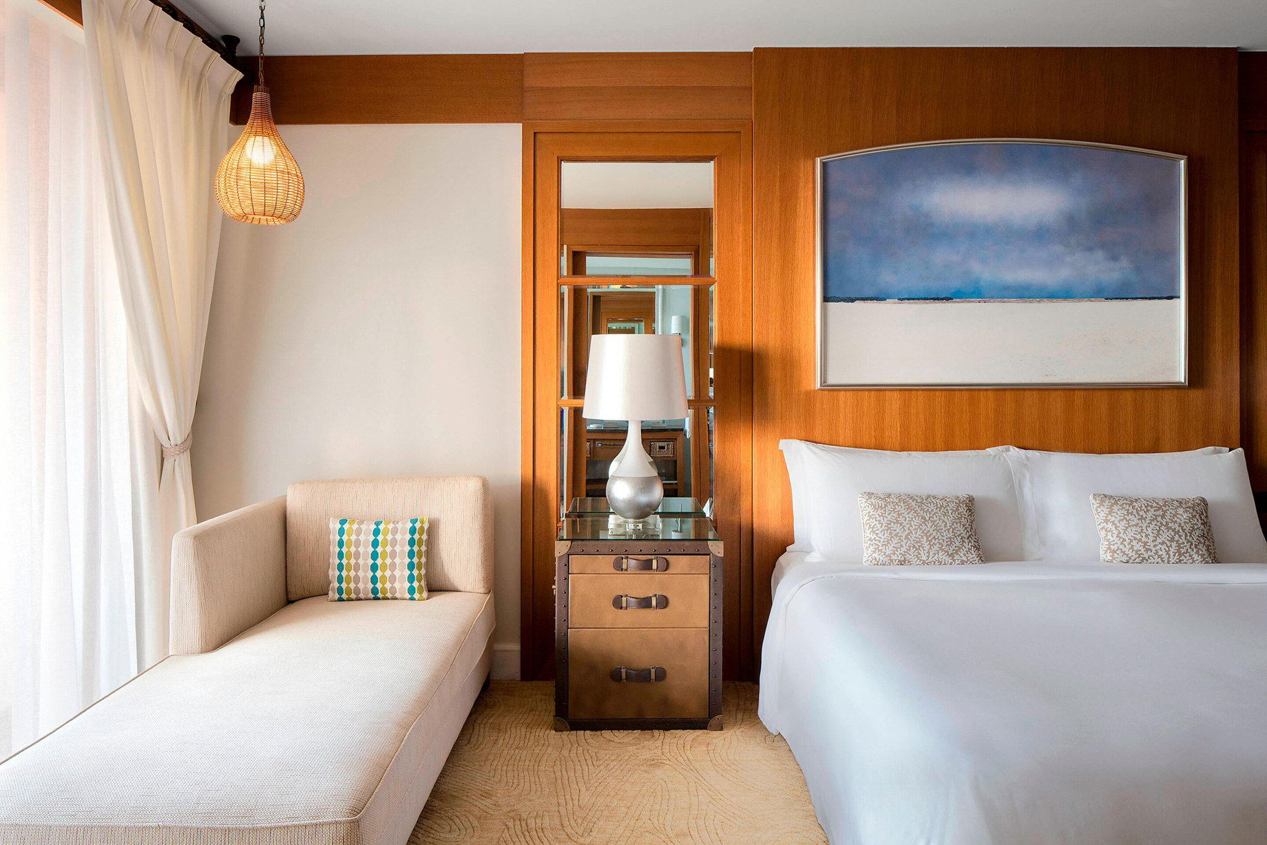 The St. Regis Saadiyat Island Resort – Abu Dhabi, UAE – Premium Sea View Room Decor