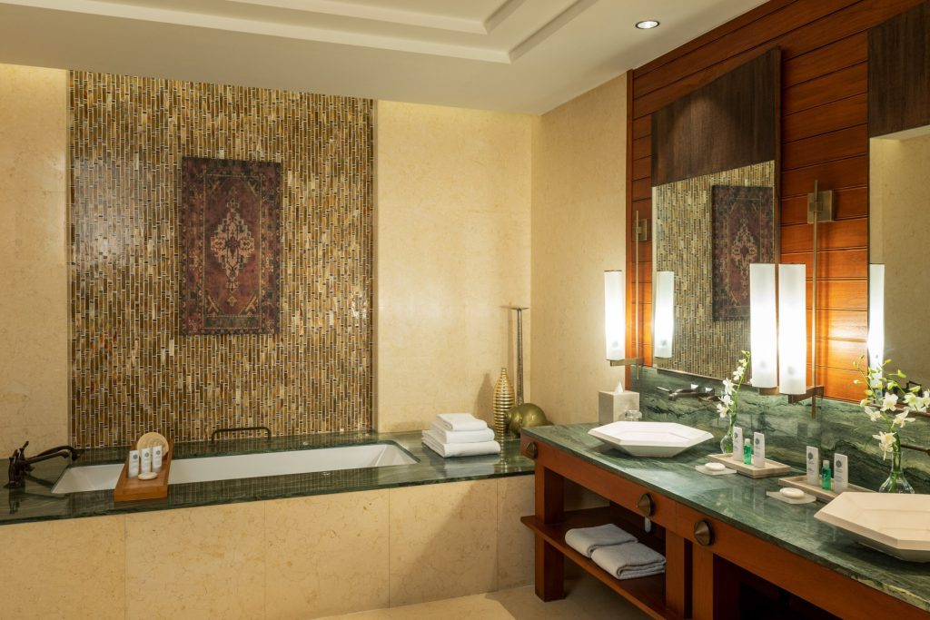The St. Regis Saadiyat Island Resort - Abu Dhabi, UAE - St Regis Executive Suite Bathroom