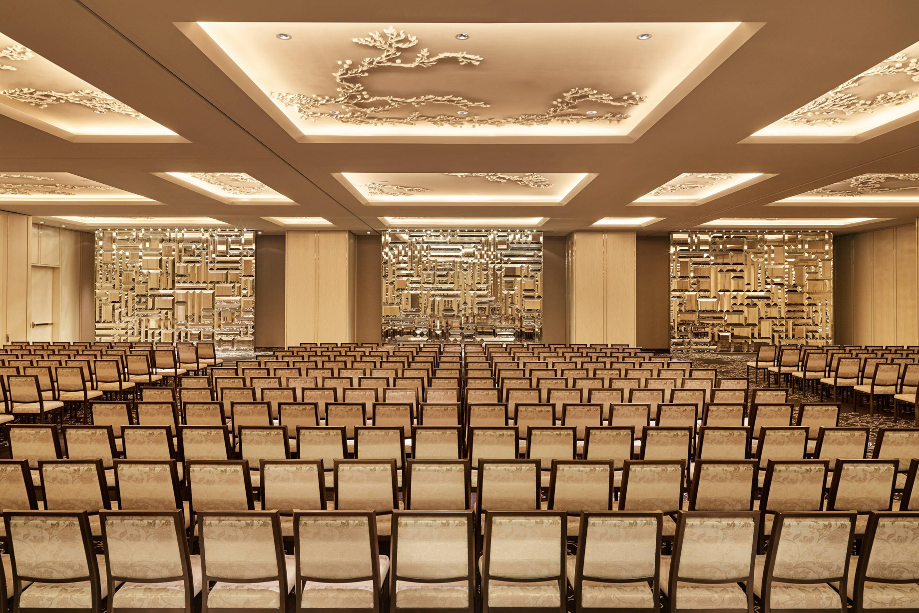 The St. Regis Bal Harbour Resort – Miami Beach, FL, USA – Astor Ballroom Meetings