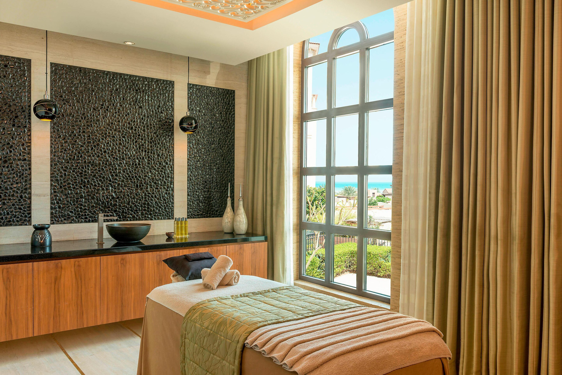 The St. Regis Saadiyat Island Resort - Abu Dhabi, UAE - Iridium Spa Treatment Room
