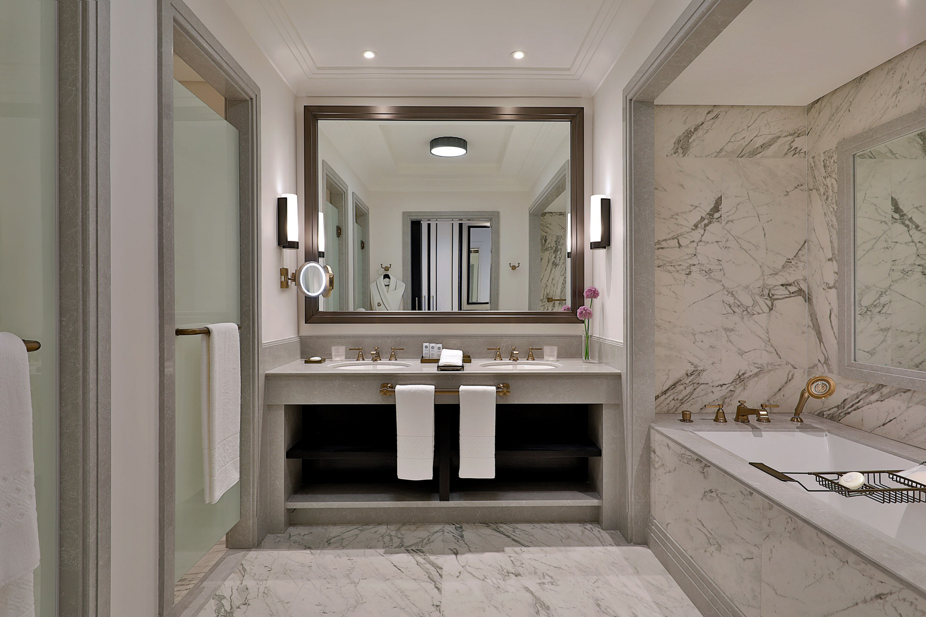 The St. Regis Amman Hotel – Amman, Jordan – Deluxe Guest Bathroom