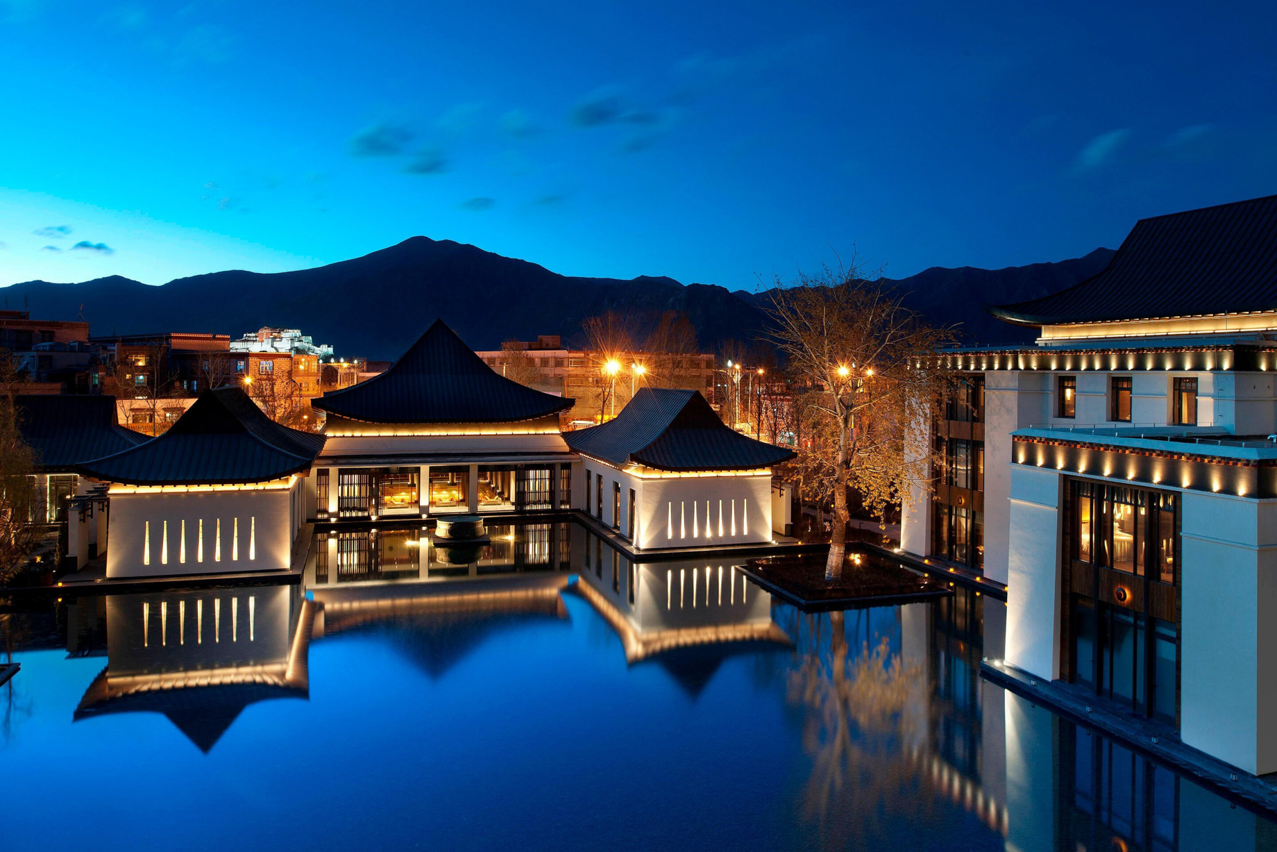 The St. Regis Lhasa Resort - Lhasa, Xizang, China - Resort Lake View Night