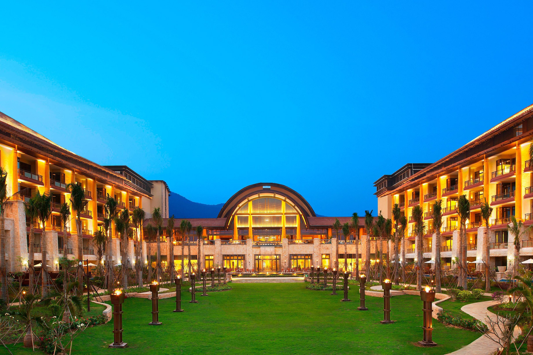 The St. Regis Sanya Yalong Bay Resort - Hainan, China - Resort Exterior Courtyard Night