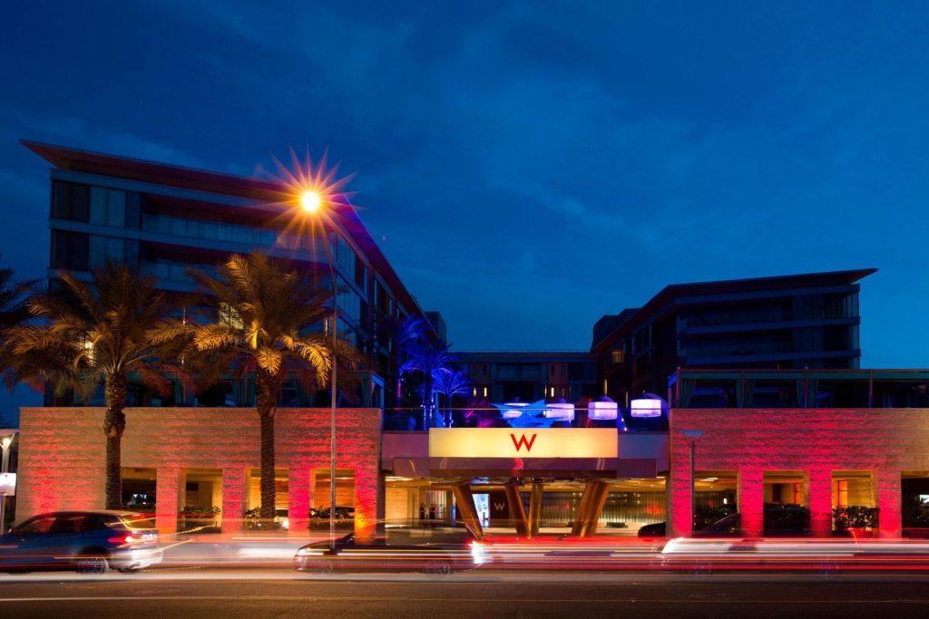 W Scottsdale Hotel - Scottsdale, AZ, USA - Hotel Entrance Night