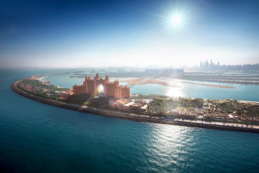Atlantis The Palm Resort - Crescent Rd, Dubai, UAE - Resort Aerial