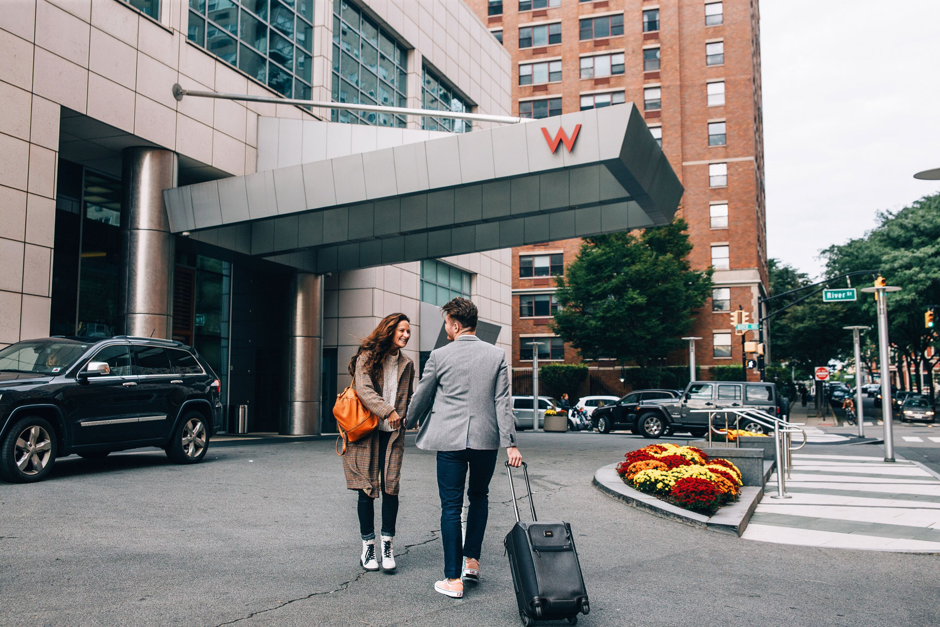 W Hoboken Hotel – Hoboken, NJ, USA – Hotel Entrance
