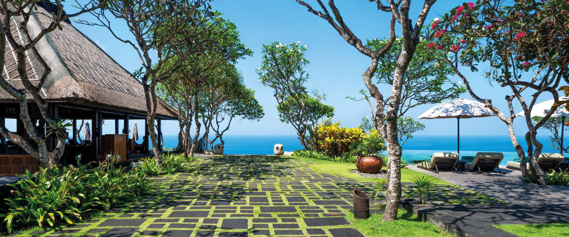 Bvlgari Resort Bali – Uluwatu, Bali, Indonesia – Bvlgari Bar Ocean View Pool Deck
