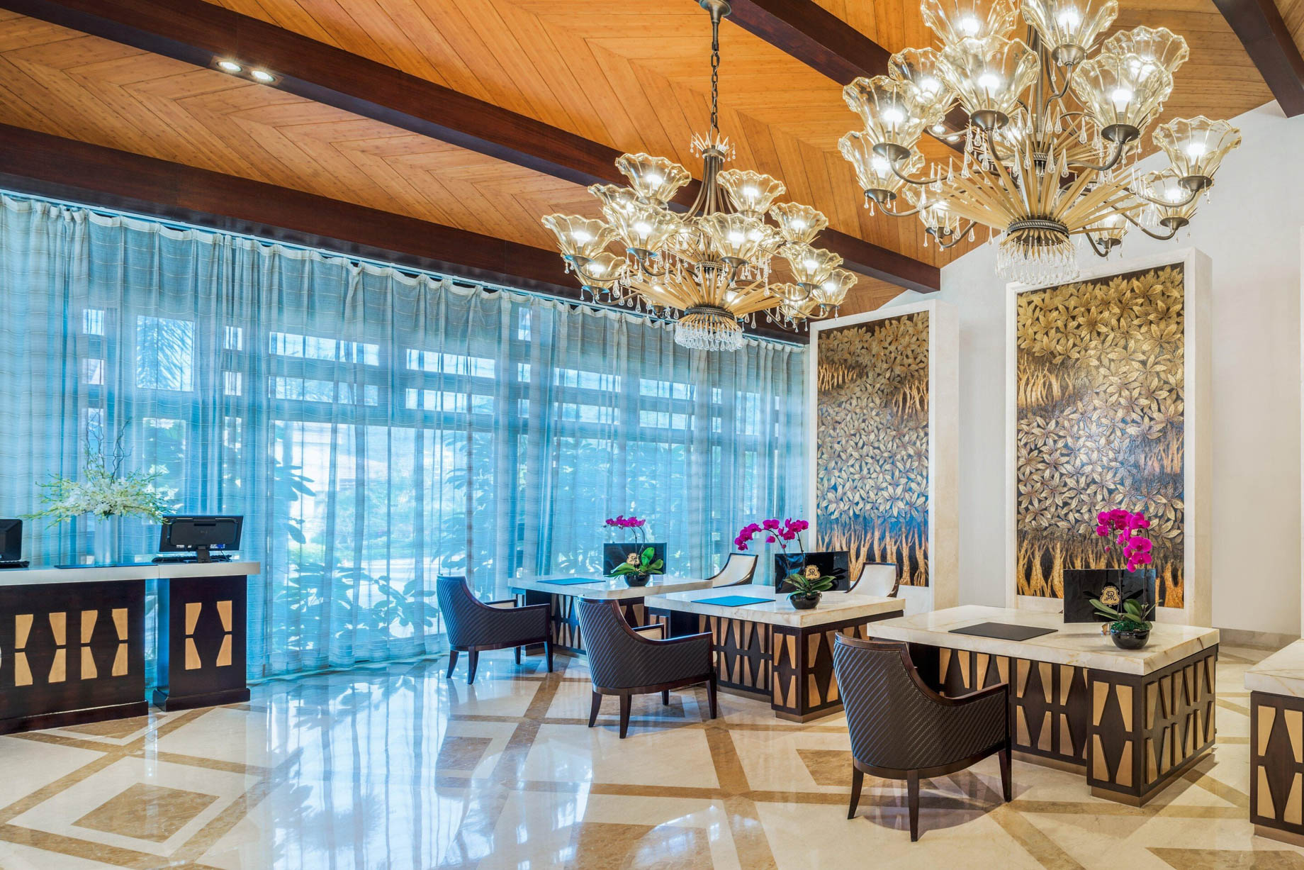 The St. Regis Sanya Yalong Bay Resort – Hainan, China – Lobby Front Desk