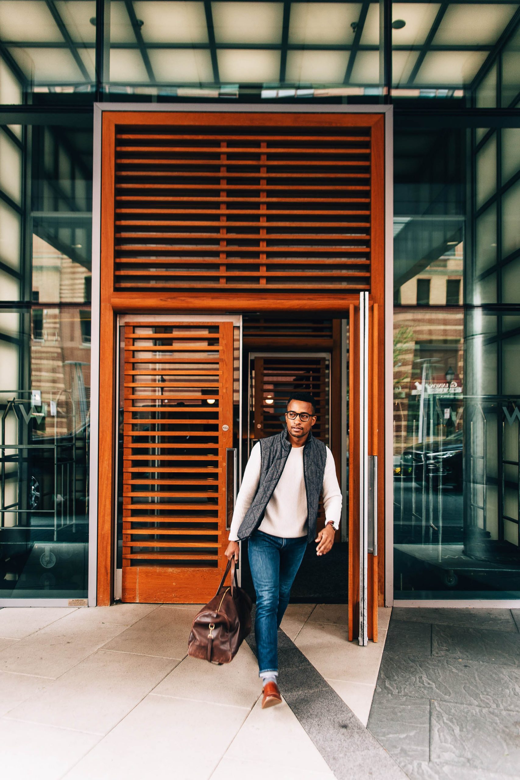 W Hoboken Hotel - Hoboken, NJ, USA - Hotel Welcome Door