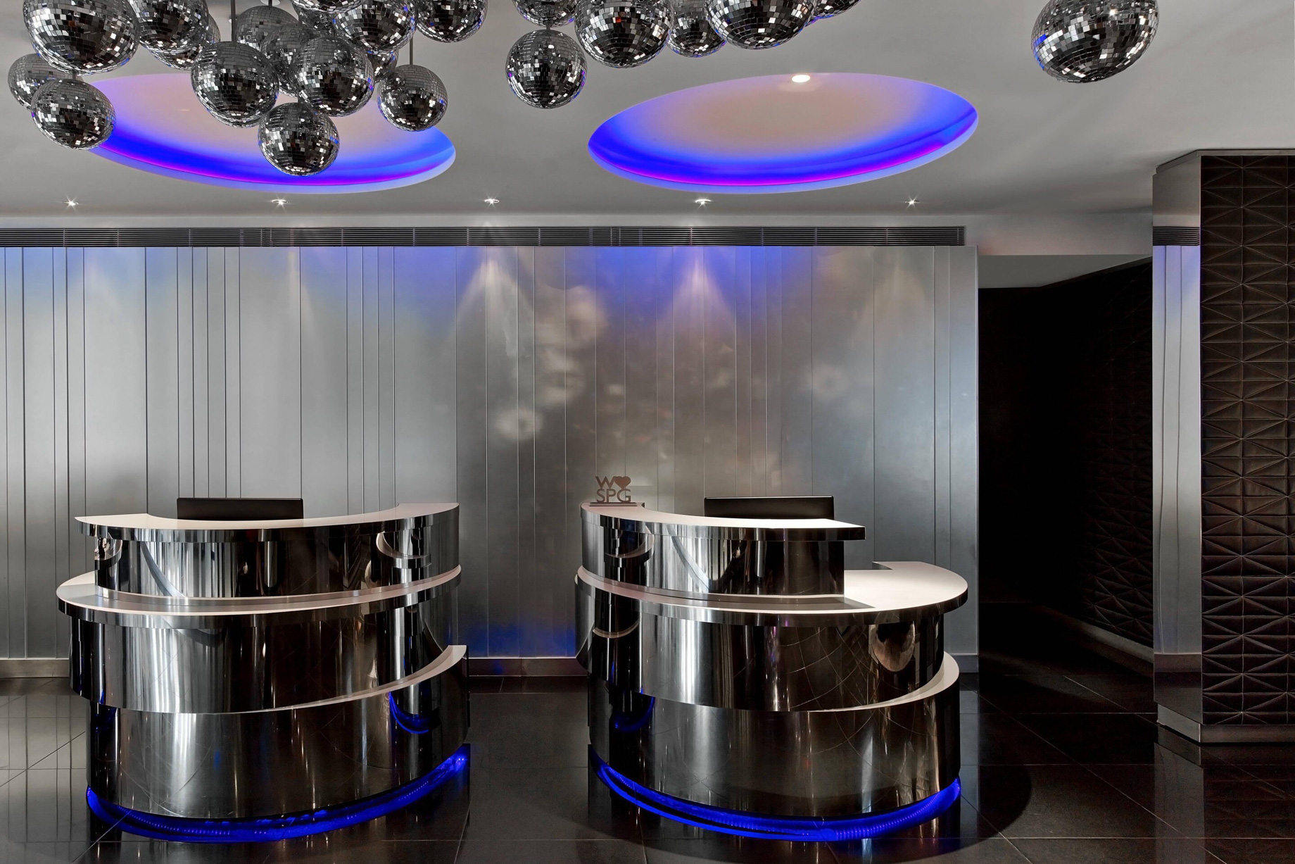 W London Hotel – London, United Kingdom – Lobby Welcome Desk