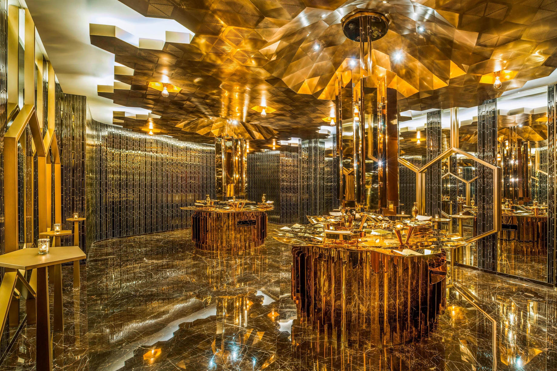 W Shanghai The Bund Hotel - Shanghai, China - Public Area Guest Bathroom