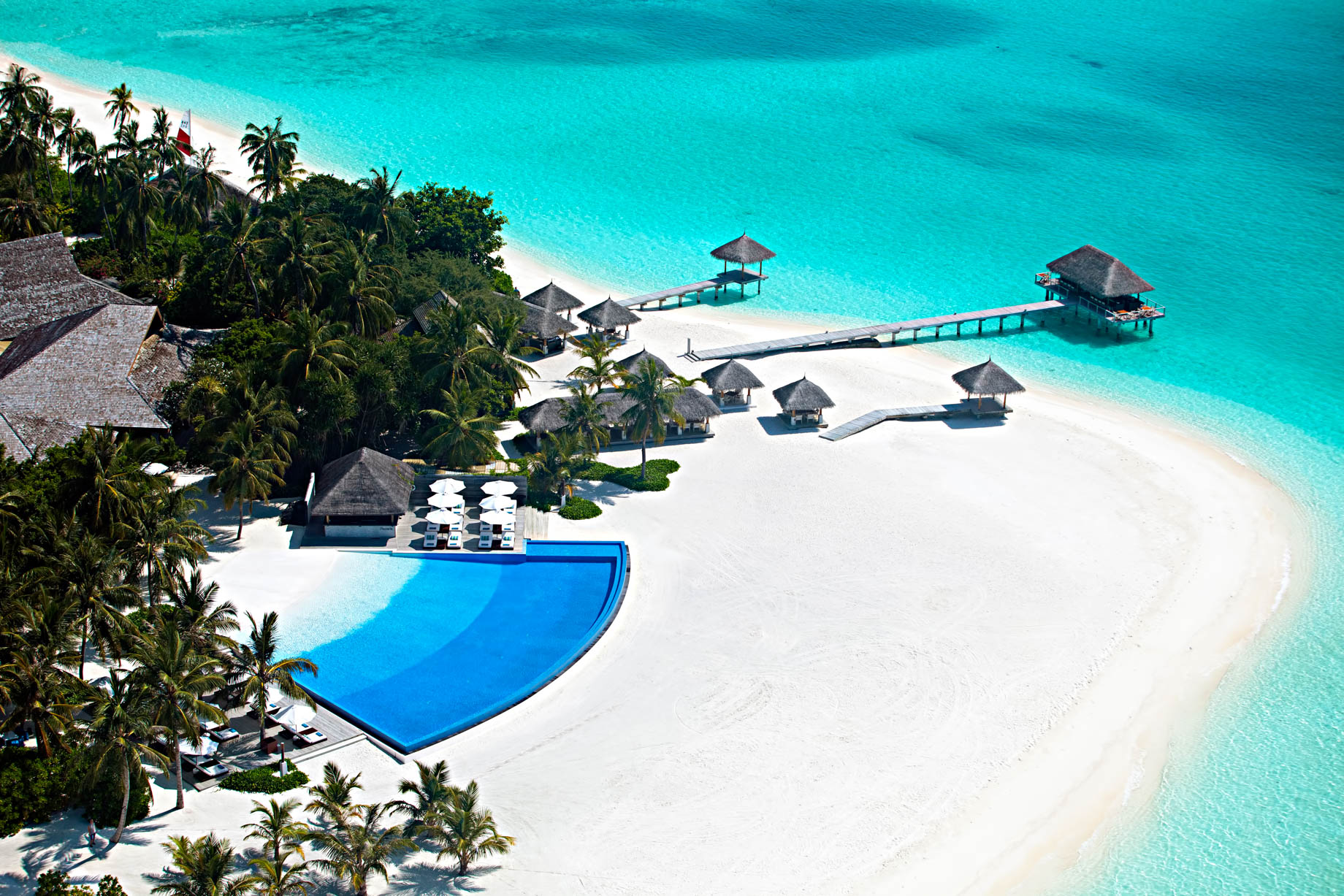 Velassaru Maldives Resort – South Male Atoll, Maldives – Infinity Pool