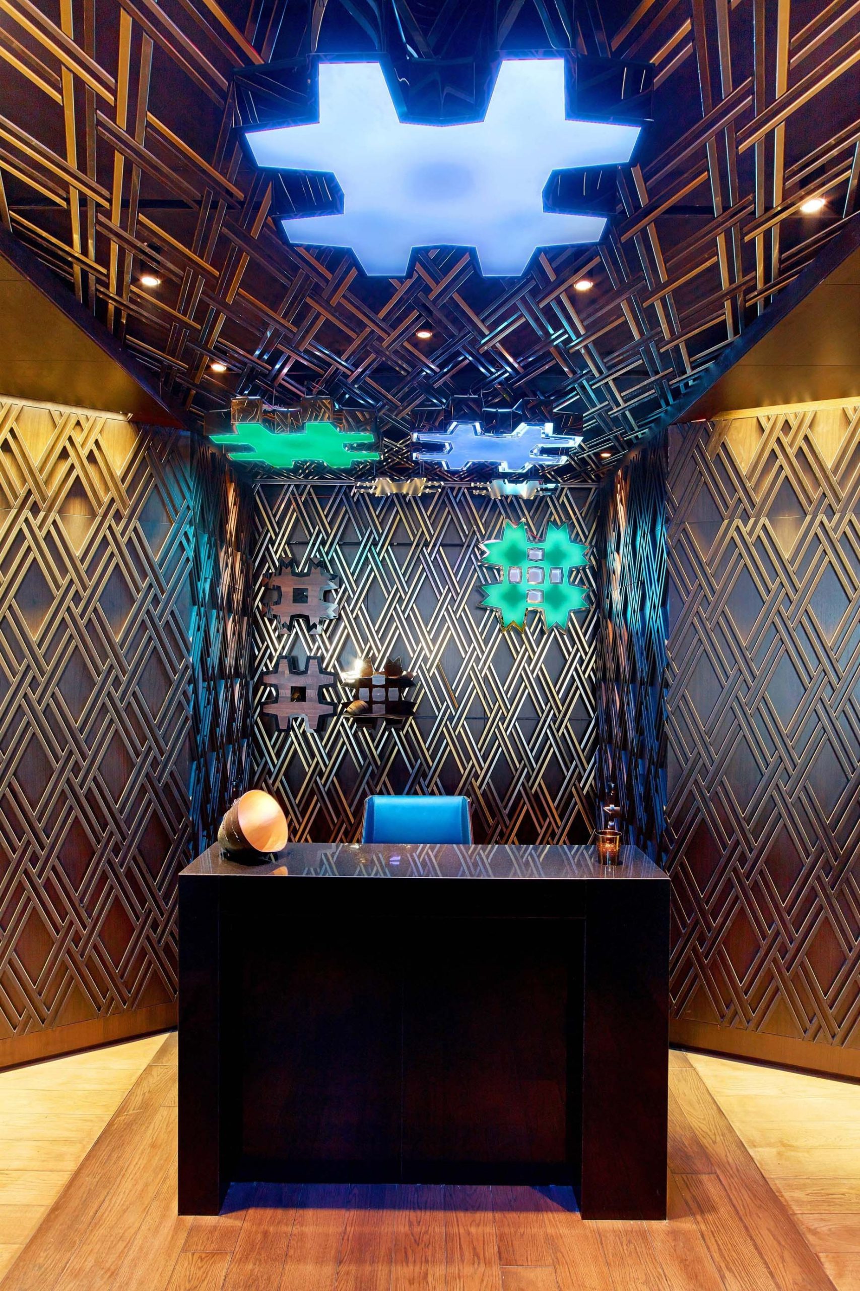 W Istanbul Hotel - Istanbul, Turkey - Whatever Whenever Desk