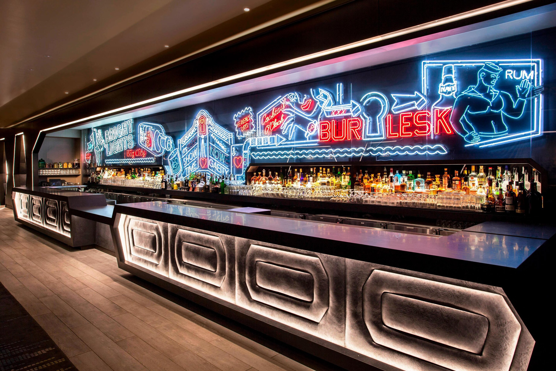 W New York Times Square Hotel – New York, NY, USA – Living Room Bar Neon