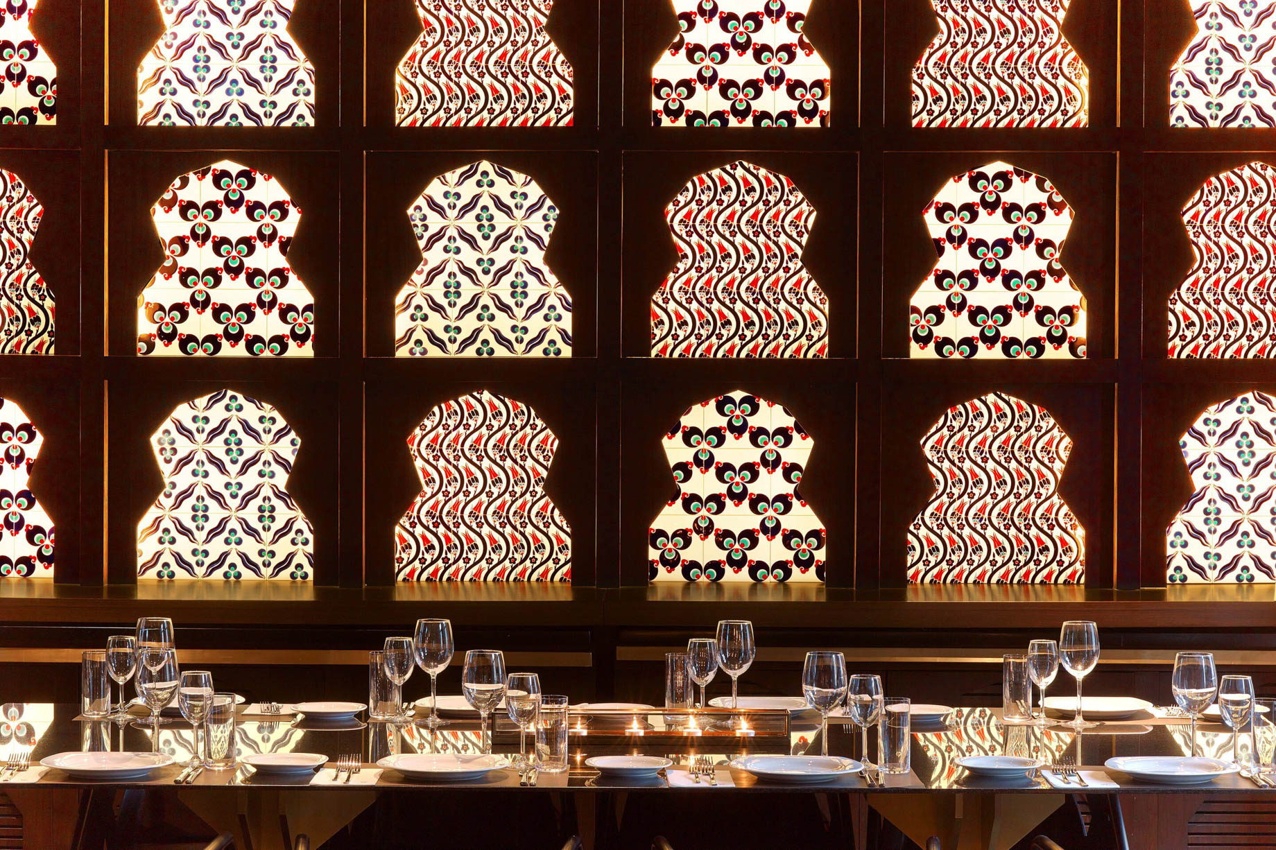 W Istanbul Hotel – Istanbul, Turkey – W Lounge Details