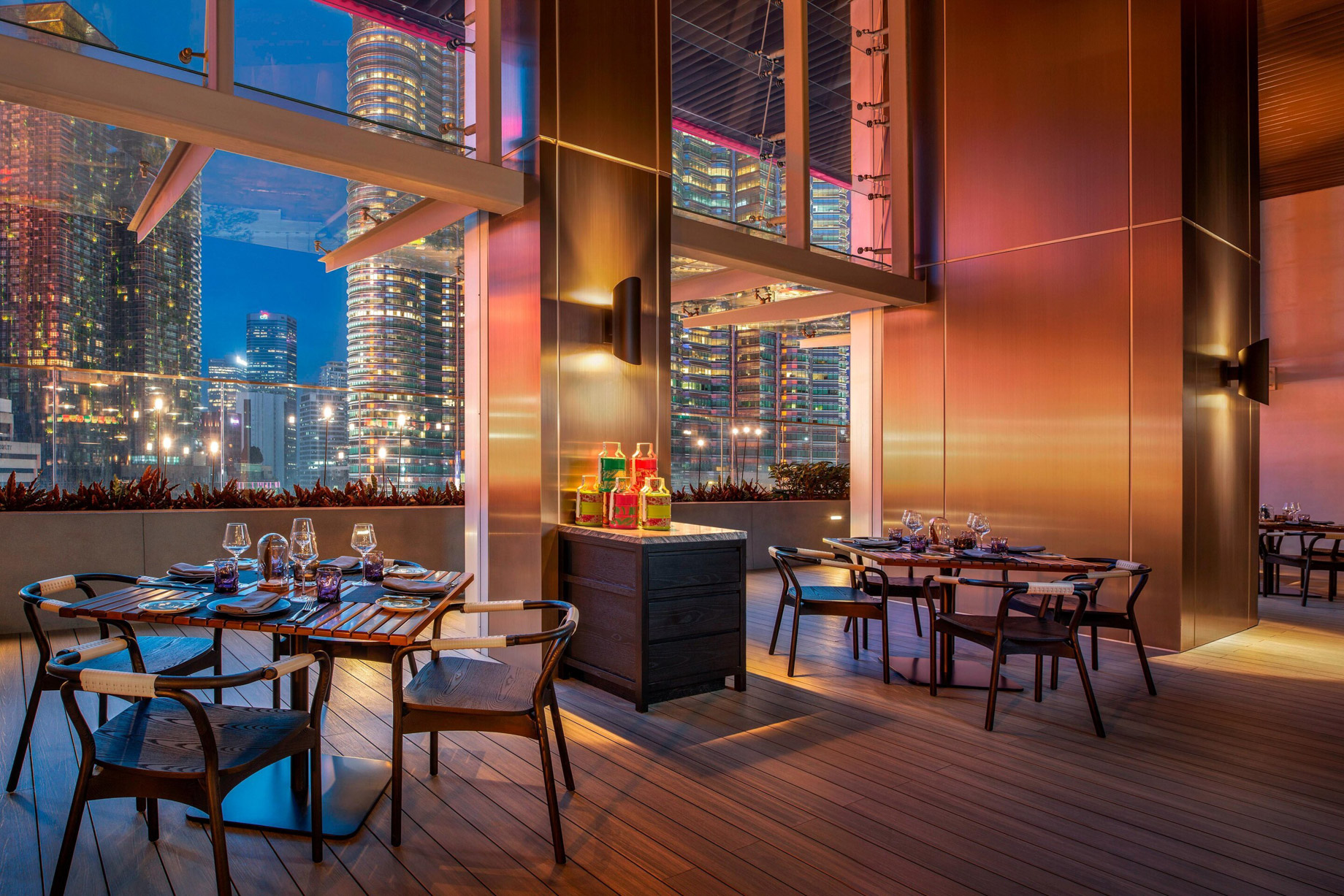 W Kuala Lumpur Hotel – Kuala Lumpur, Malaysia – Flock Tables