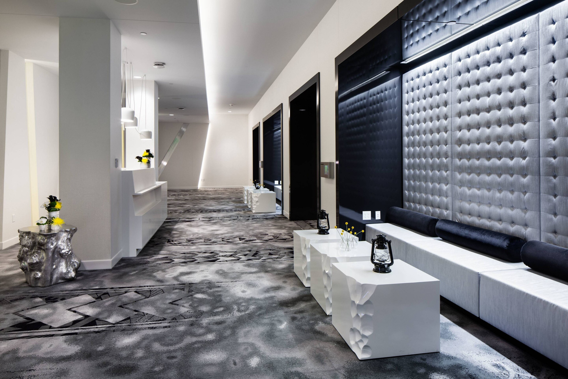 W Bellevue Hotel - Bellevue, WA, USA - Pre Function Room