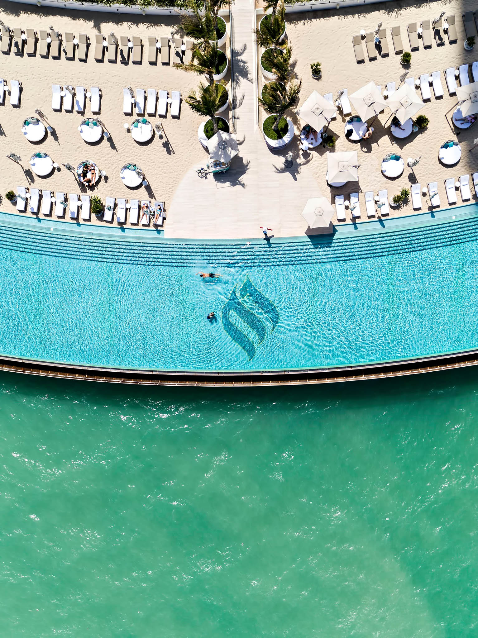 Burj Al Arab Jumeirah Hotel – Dubai, UAE – Infinity Pool Terrace Aerial
