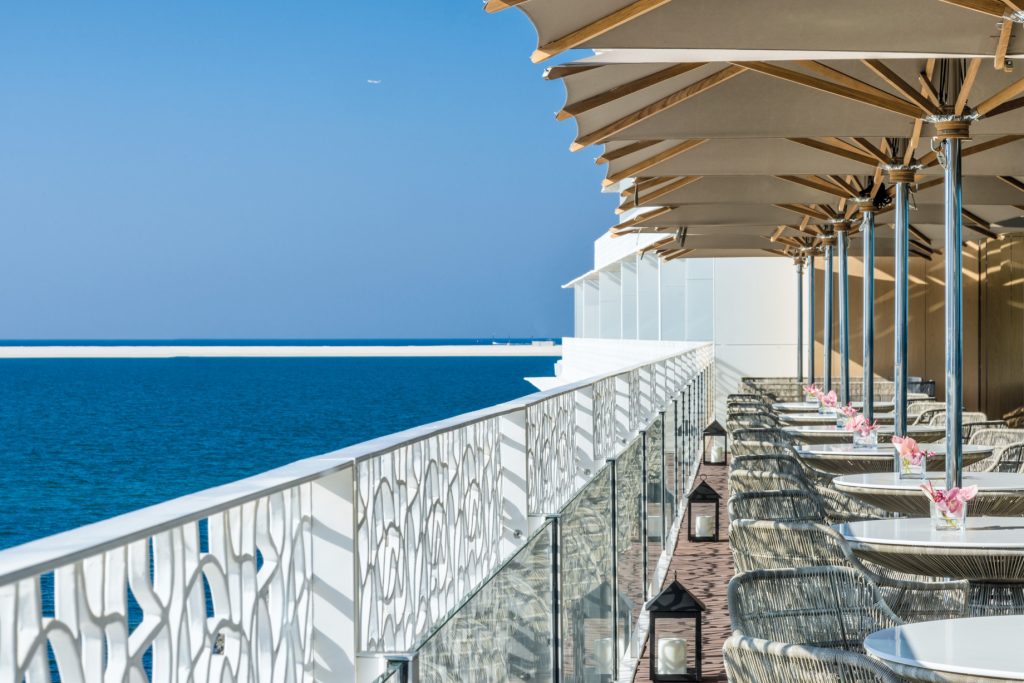 Bvlgari Resort Dubai - Jumeira Bay Island, Dubai, UAE - Bvlgari Bar Terrace