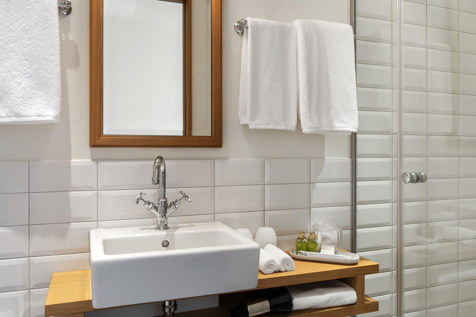 Taverne 1879 – Burgenstock Hotels & Resort – Obburgen, Switzerland – Bathroom