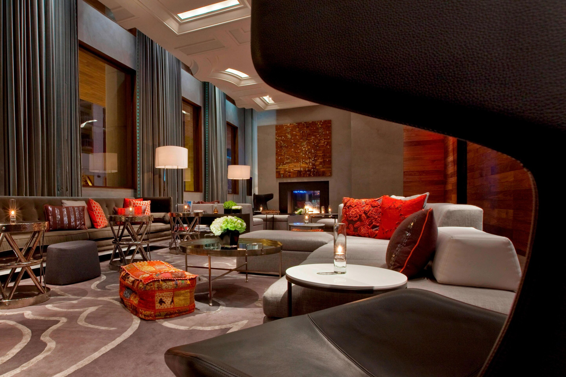 W Austin Hotel - Austin, TX, USA - Fireplace