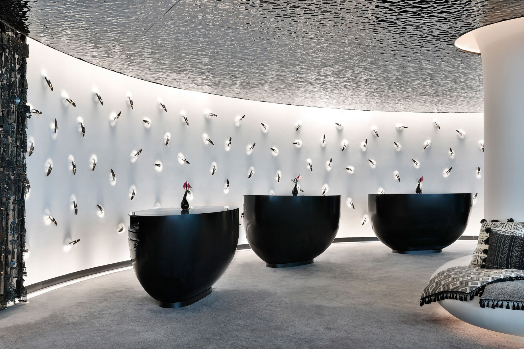 W Abu Dhabi Yas Island Hotel – Abu Dhabi, UAE – Lobby Reception