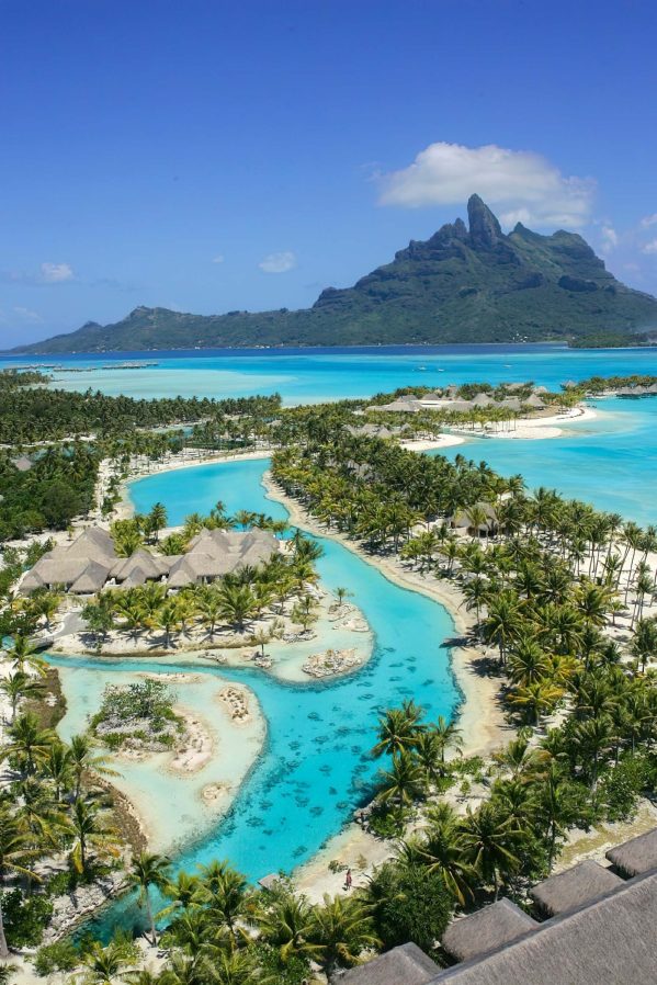 The St. Regis Bora Bora Resort - Bora Bora, French Polynesia - Bora Bora Lagoons