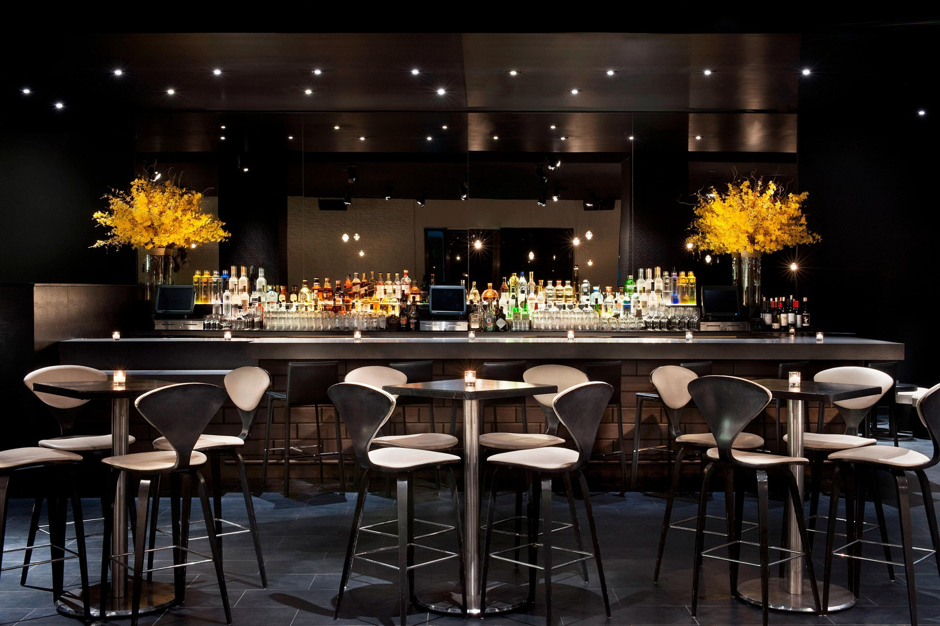 W Los Angeles West Beverly Hills Hotel – Los Angeles, CA, USA – STK Los Angeles Bar