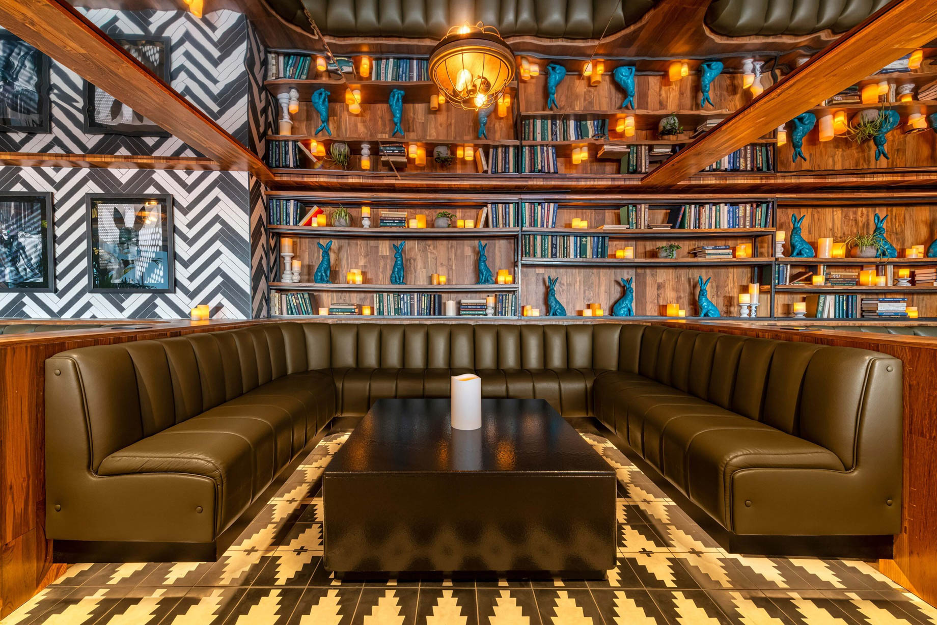 W Scottsdale Hotel – Scottsdale, AZ, USA – Cottontail Cafe and Lounge Booth