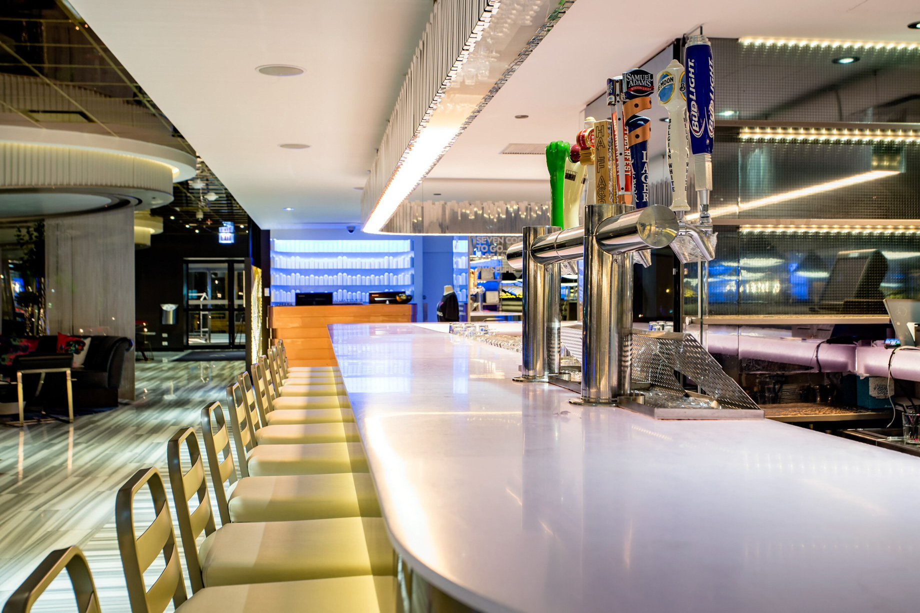 W Chicago Lakeshore Hotel – Chicago, IL, USA – The Living Room Bar Chairs