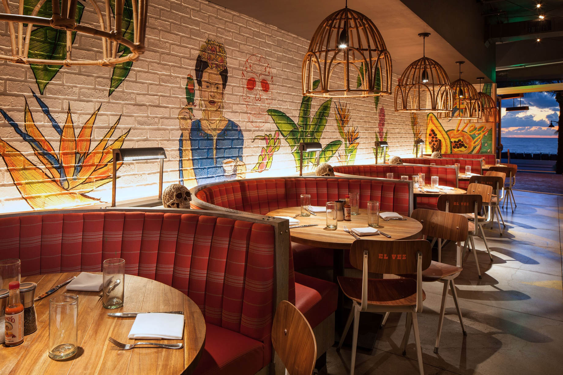 W Fort Lauderdale Hotel – Fort Lauderdale, FL, USA – El Vez Booths