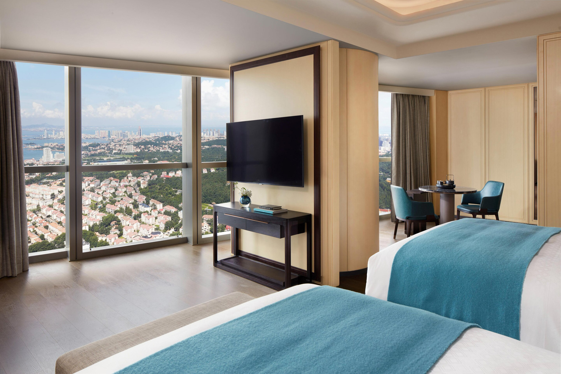 The St. Regis Qingdao Hotel – Qingdao, Shandong, China – Grand Deluxe Guest Room Twin