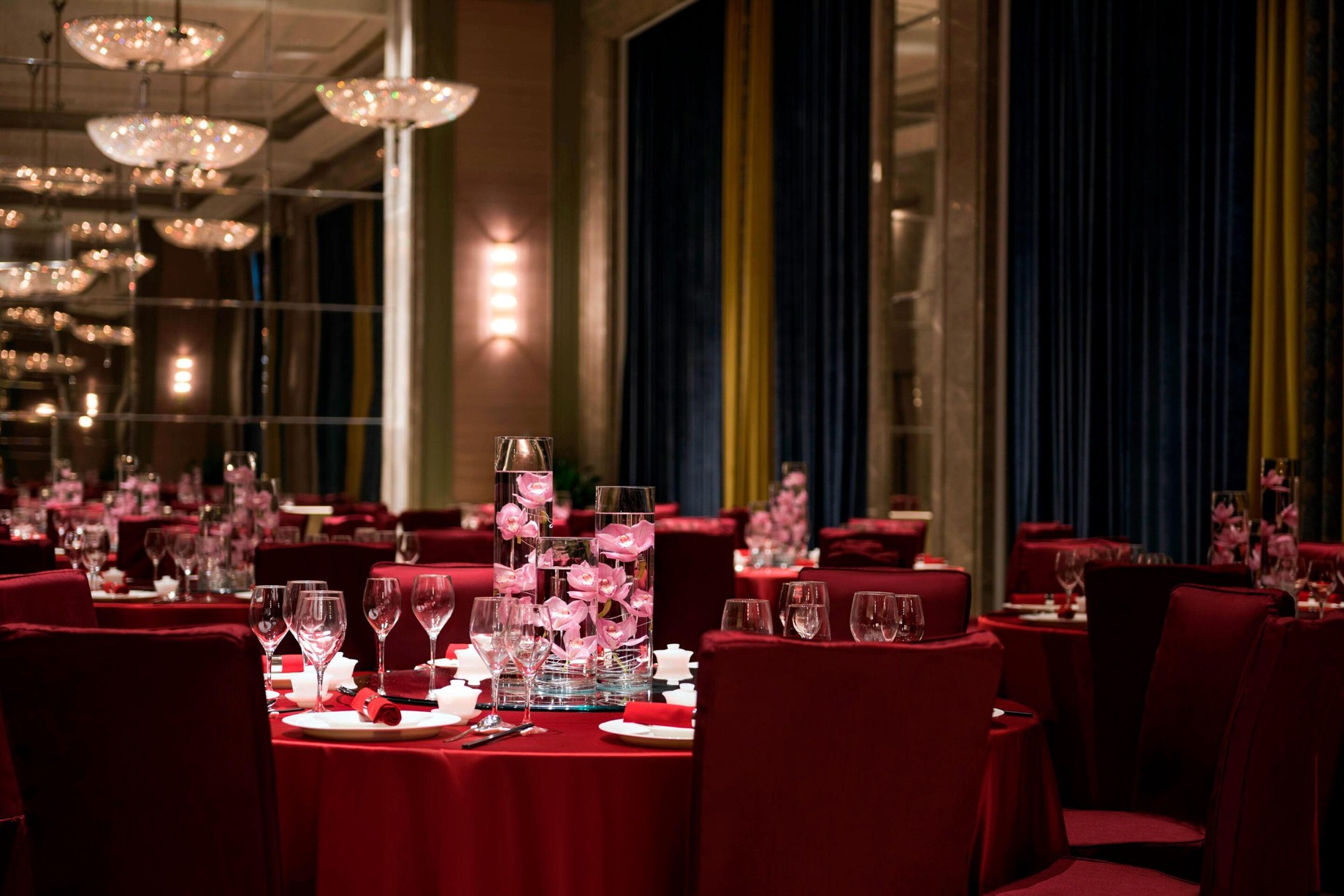 The St. Regis Shanghai Jingan Hotel – Shanghai, China – Function Room Chinese Wedding