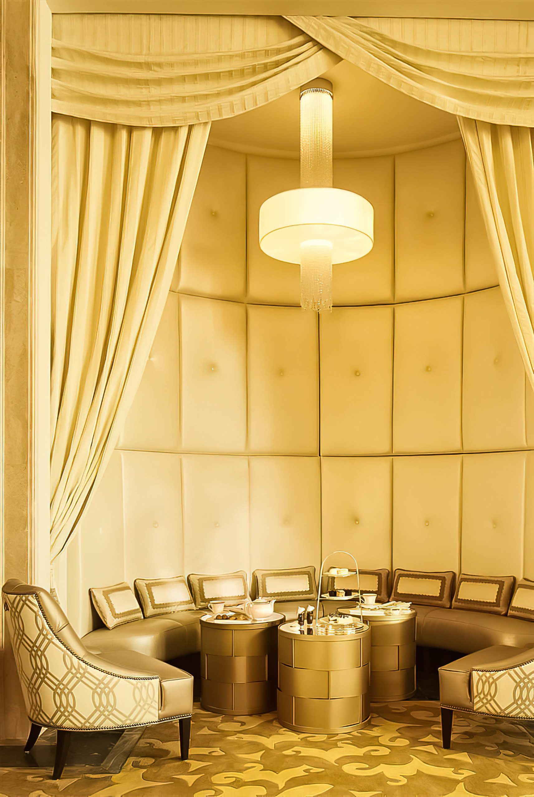 The St. Regis Abu Dhabi Hotel – Abu Dhabi, United Arab Emirates – Lounge