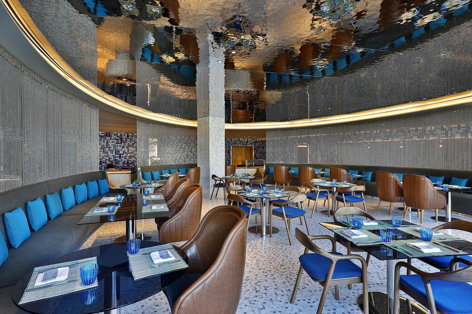 W Muscat Resort - Muscat, Oman - Harvest Restaurant