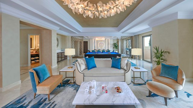 Atlantis The Palm Resort - Crescent Rd, Dubai, UAE - Presidential Suite Living Room
