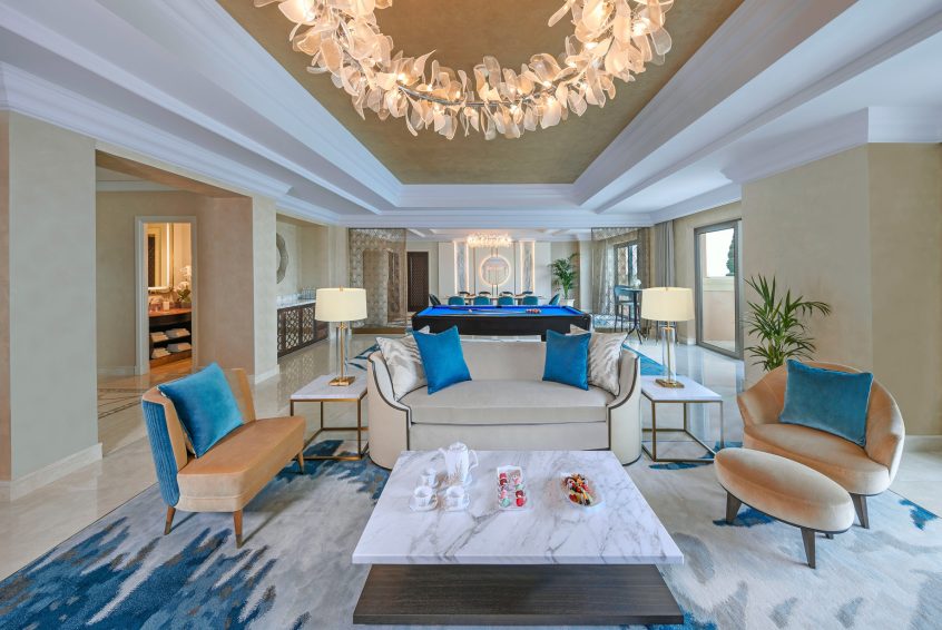 Atlantis The Palm Resort - Crescent Rd, Dubai, UAE - Presidential Suite Living Room