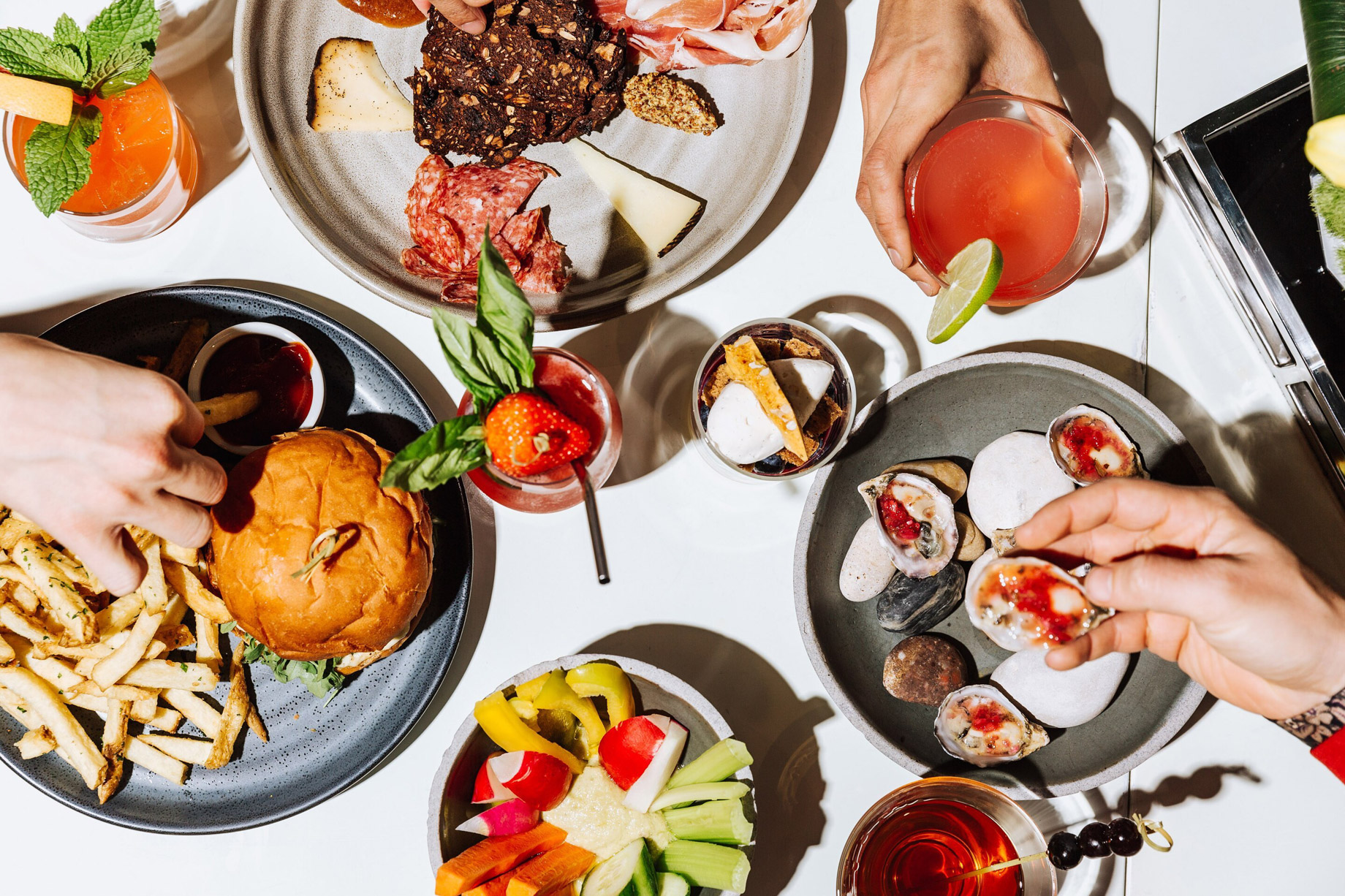 W Bellevue Hotel – Bellevue, WA, USA – Living Room Bar Bites