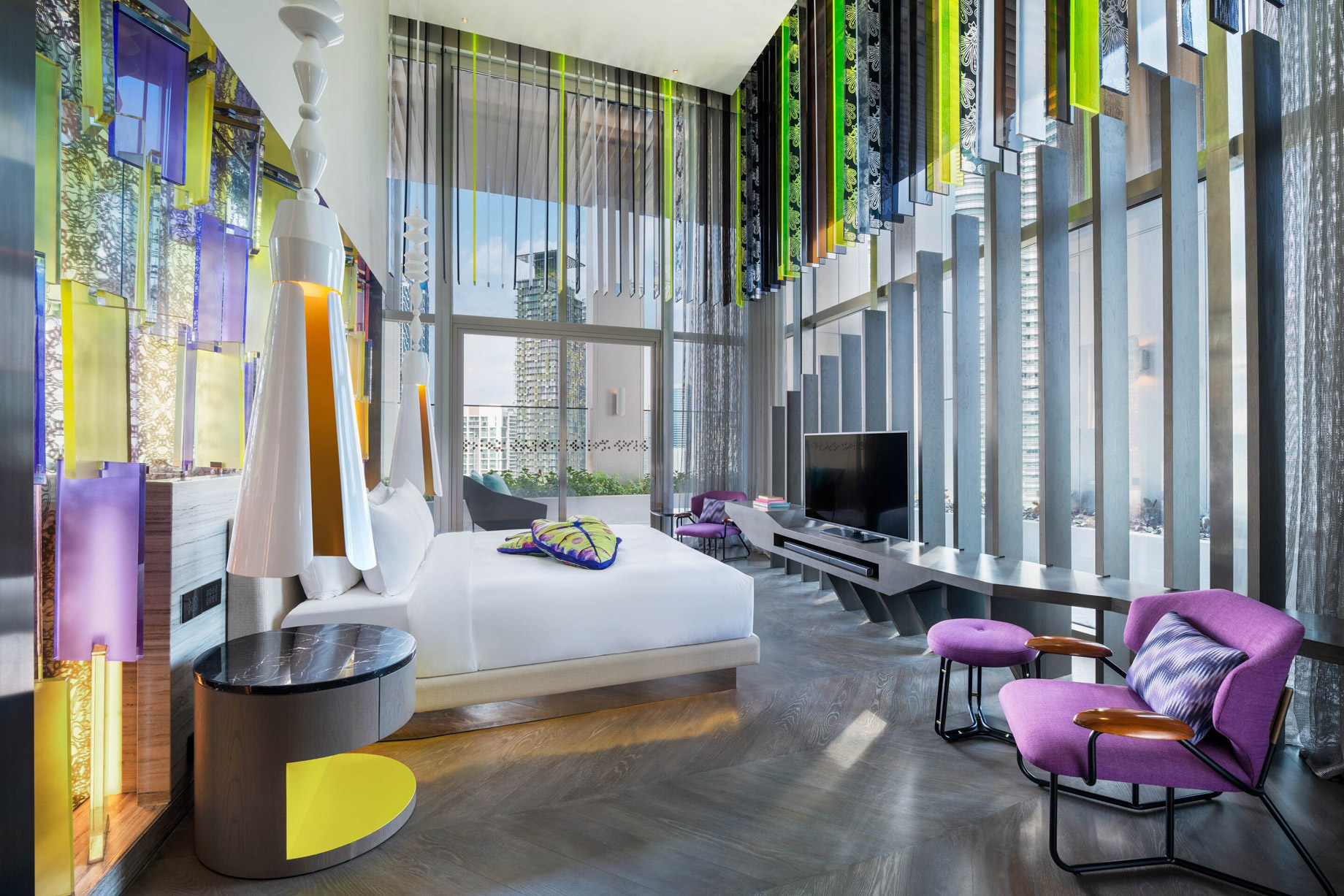 W Kuala Lumpur Hotel – Kuala Lumpur, Malaysia – E WOW Suite King Bedroom