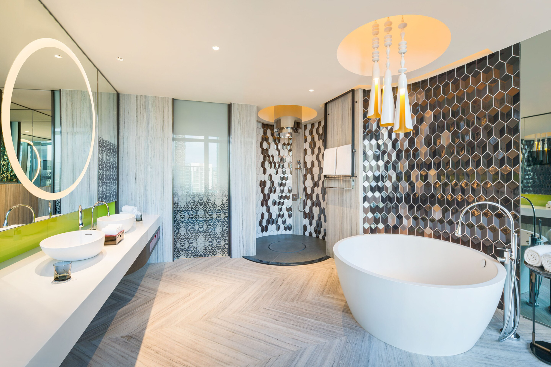 W Kuala Lumpur Hotel – Kuala Lumpur, Malaysia – E WOW Suite Bathroom