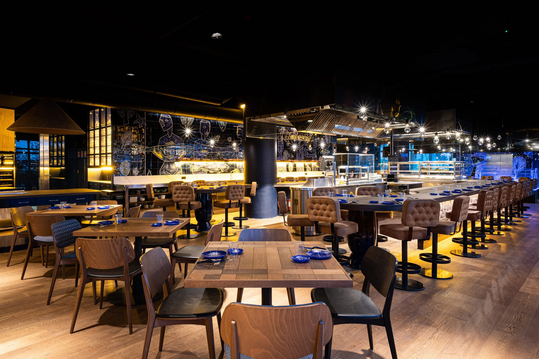 W Barcelona Hotel – Barcelona, Spain – La Barra de Carles Abellan Decor