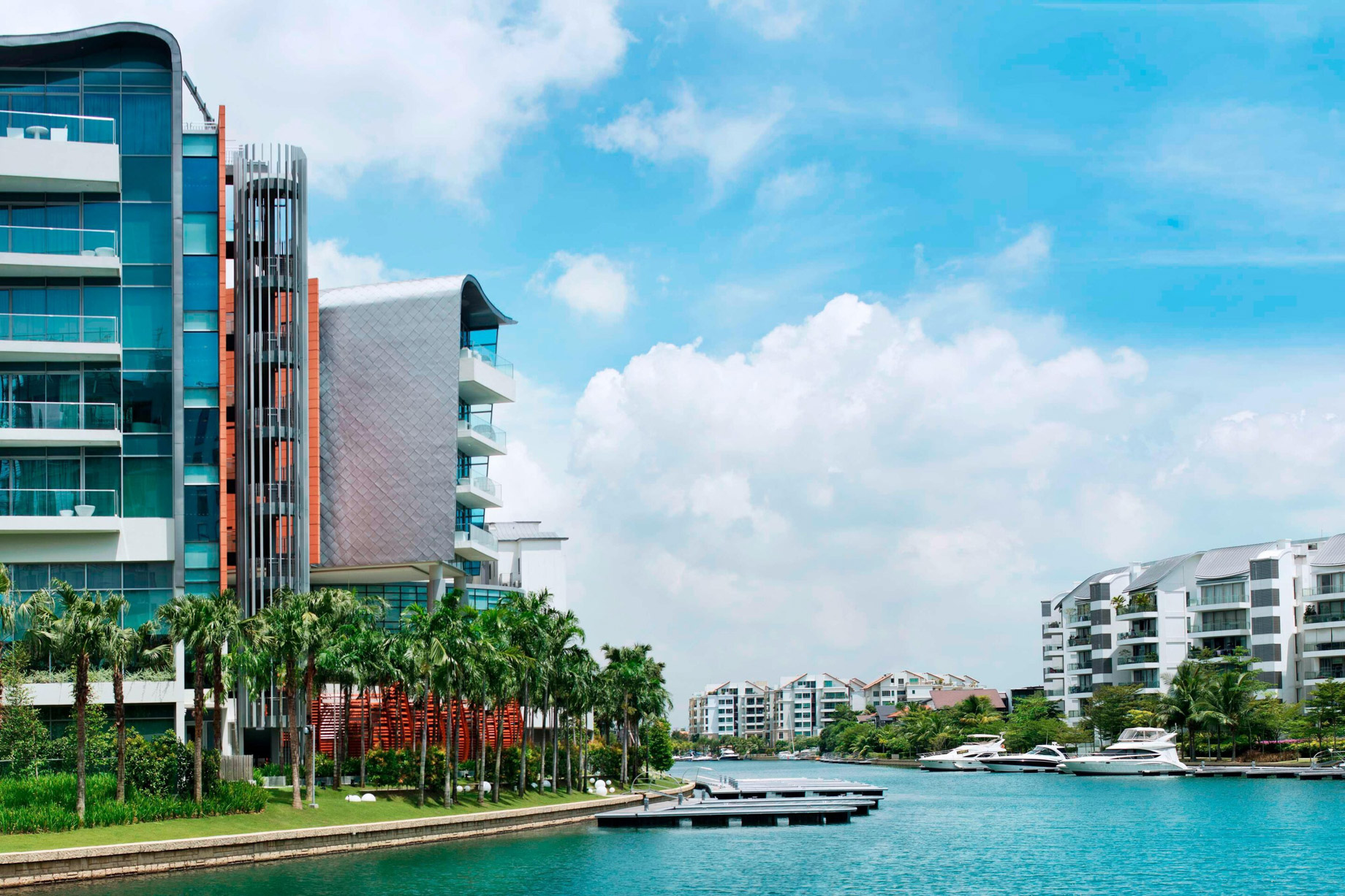 W Singapore Sentosa Cove Hotel – Singapore – Berthing Stations