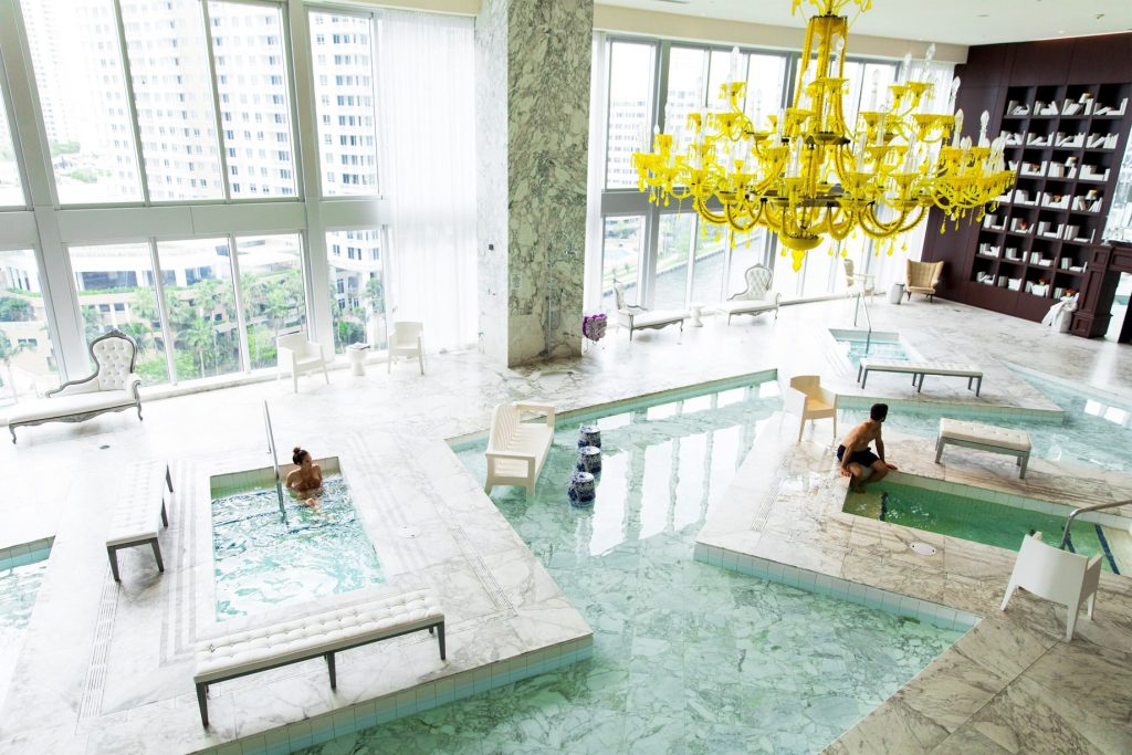 W Miami Hotel - Miami, FL, USA - Iconbrickell Spa Poolside