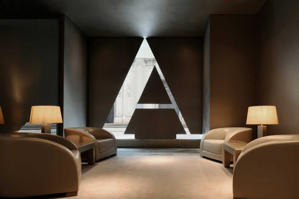 019 - Armani Hotel Milano - Milan, Italy - Private Lounge