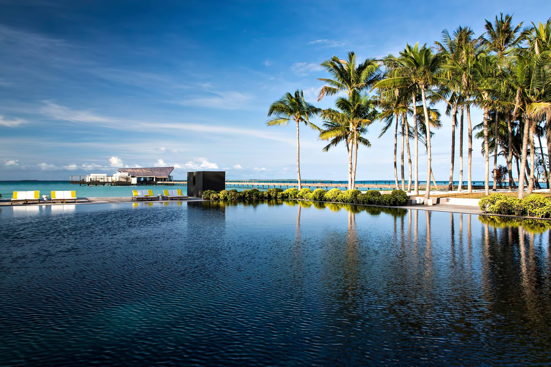 Cheval Blanc Randheli Resort - Noonu Atoll, Maldives - Private Island Resort Pool View