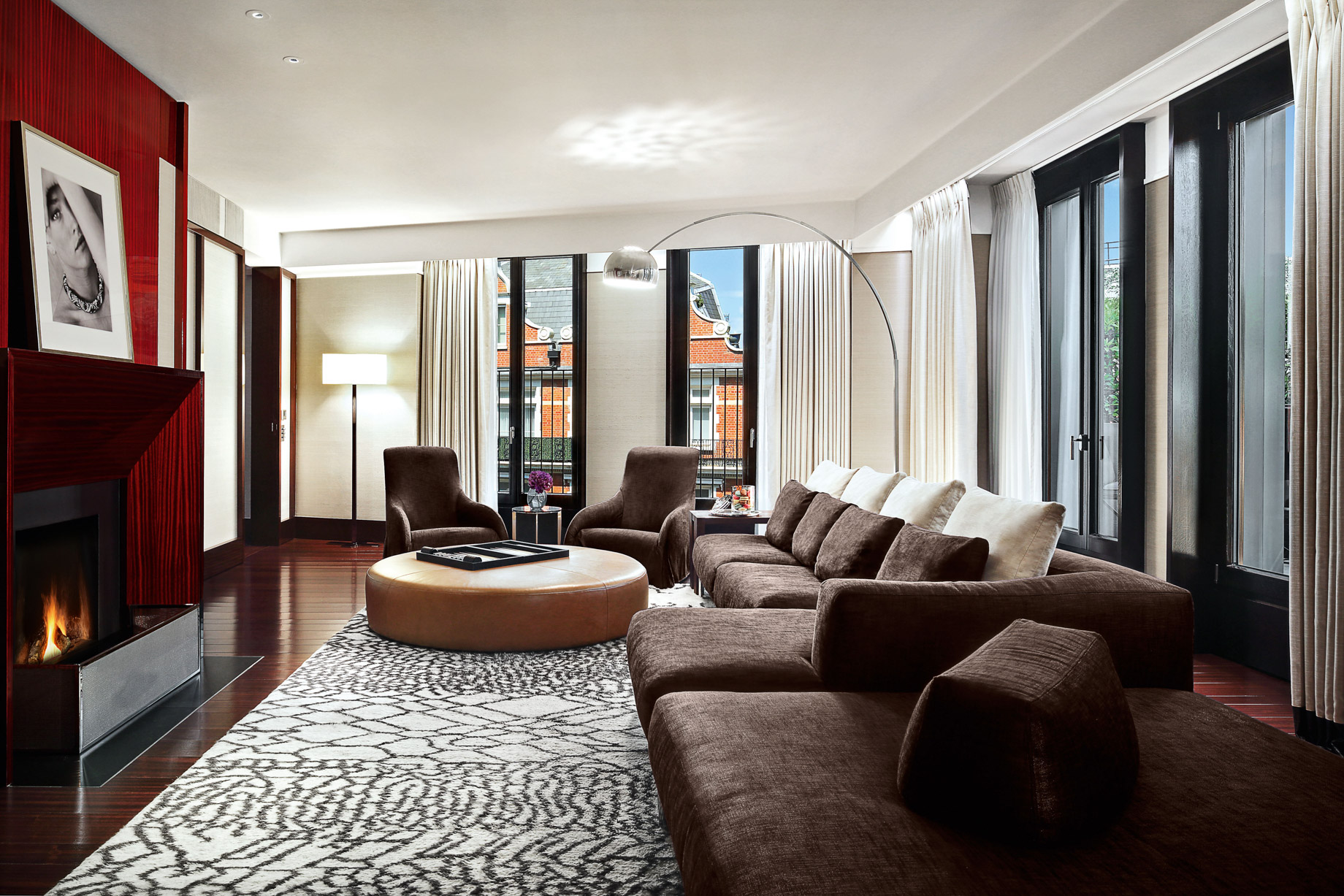 Bvlgari Hotel London – Knightsbridge, London, UK – Bvlgari Suite Living Room