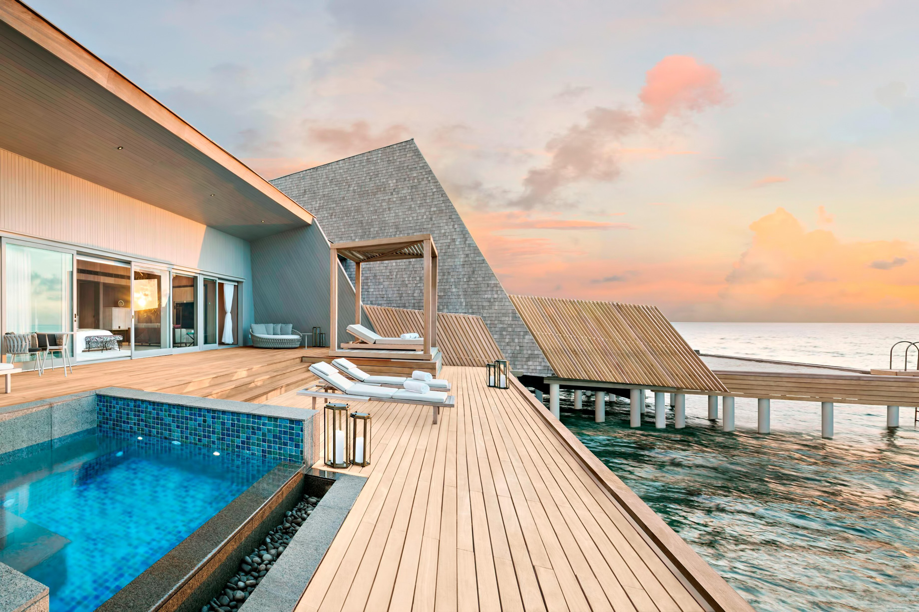The St. Regis Maldives Vommuli Resort – Dhaalu Atoll, Maldives – John Jacob Astor Estate Suite Terrace